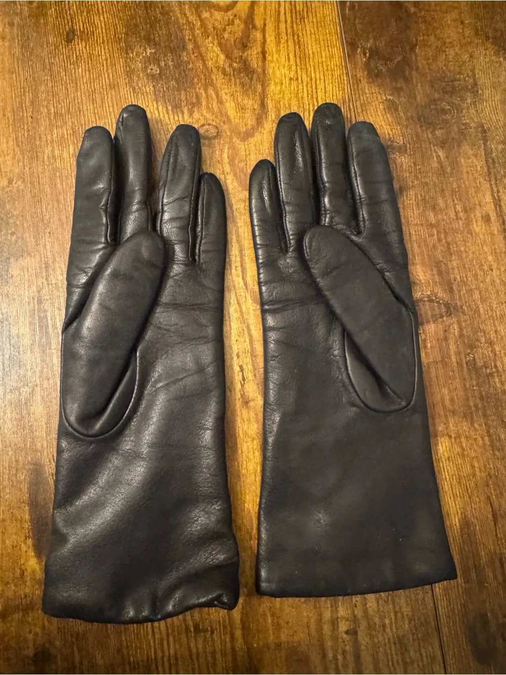 Lord & Taylor Black‎ Leather Cashmere Lined Gloves Women’s Size 6.5 Philippines